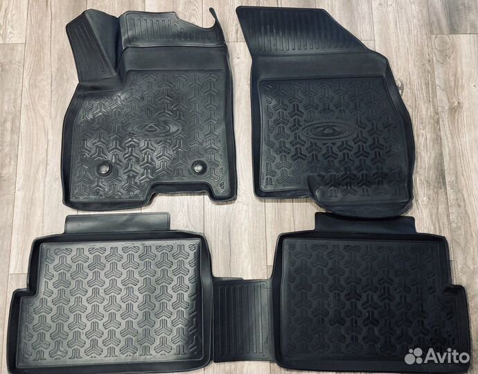 Автомобильные коврики на Chery Tiggo 7 Pro