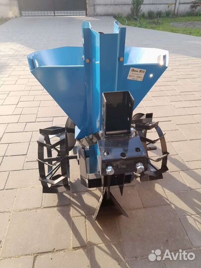 Картофелесажалка