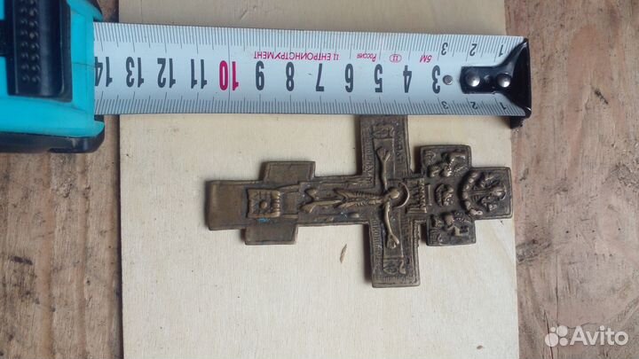 Старинный крест