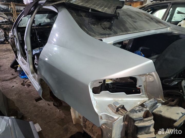 Четверть Peugeot 407 задняя левая