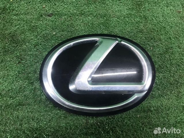 Эмблема решетки радиатора Lexus RX 3 AL10 (2008-20