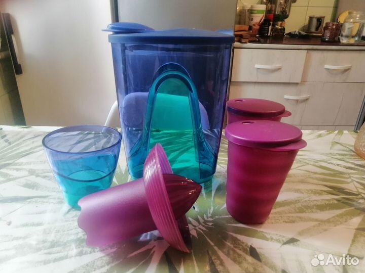 Стаканы, соковыжималка tappwere. На доставке