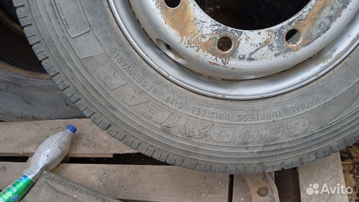 Новое колесо гудиер245/70р17, 5