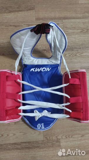 Жилет защита, шлем и другое для ребенка 8-11