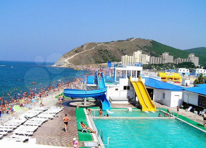 Комната 25 м² в 3-к., 1/2 эт.