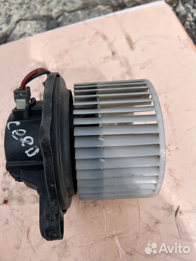 Моторчик отопителя печки Kia ceed