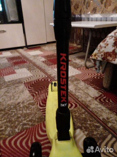 Самокат детский трехколесный