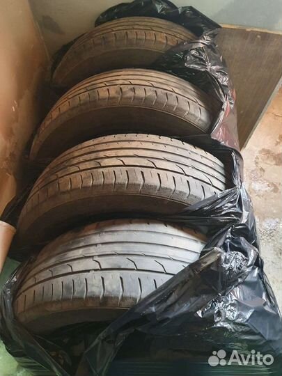 Continental ContiPremiumContact 2 215/60 R17 96H