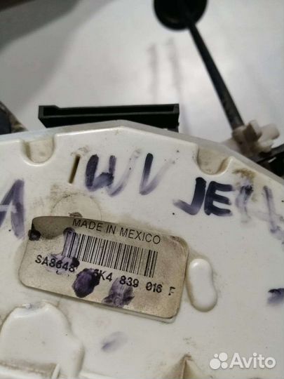 Замок двери задний правый Volkswagen Jetta 6