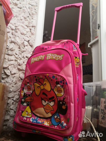 Рюкзал на колесиках