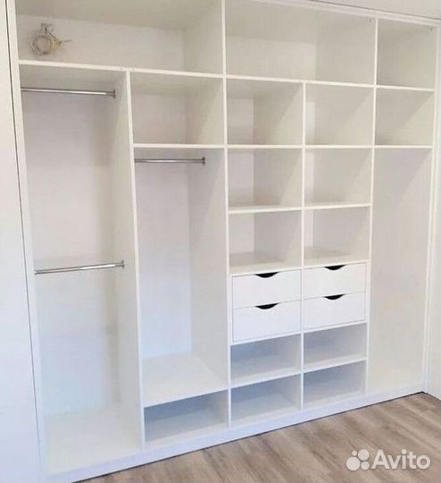 Современный шкаф