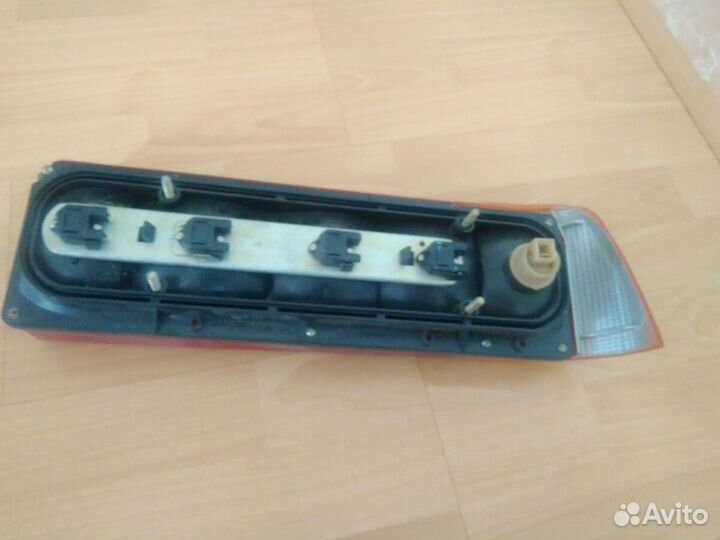 Фонарь задний левый на Москвич 2141