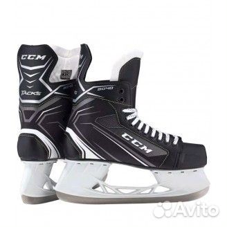 Коньки CCM Tacks 9040 Jr (юниорские)
