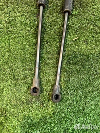 Амортизатор двери багажника Honda Fit GK4 L13B