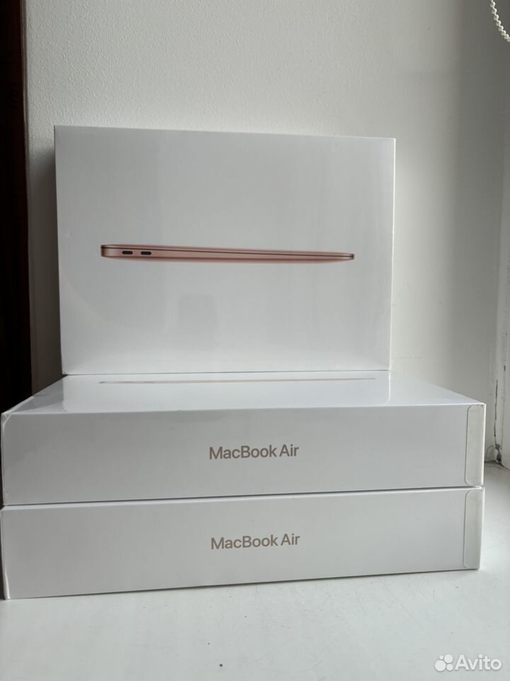 Macbook air 13 2020 m1 8/256 Новый