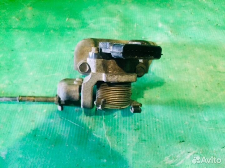 Тросик газа Mitsubishi Diamante