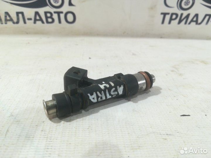 Форсунка Astra J