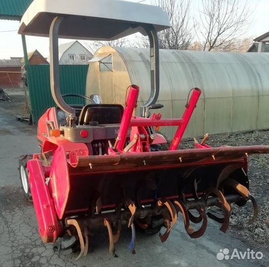 Вспашка земли минитрактором