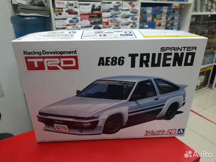 05896 Toyota Trueno '85 AE86 TRD 1:24 Aoshima