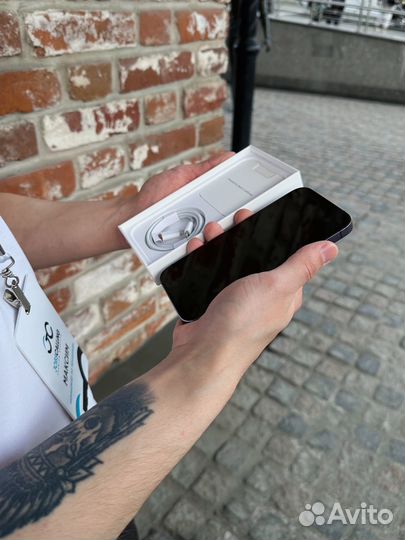 iPhone 15, 128 ГБ