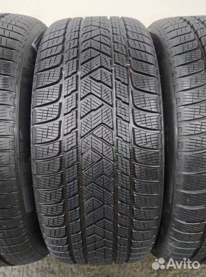 Pirelli Scorpion Winter 275/45 R21 и 315/40 R21 117R