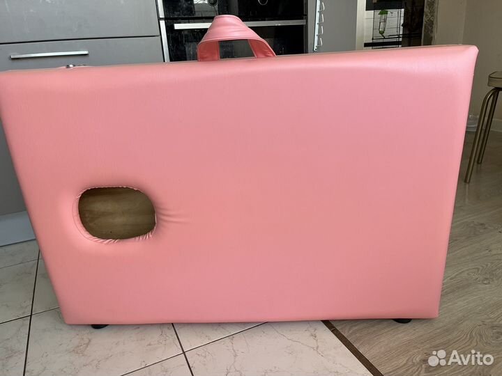 Массажный стол складной с вырезом для лица