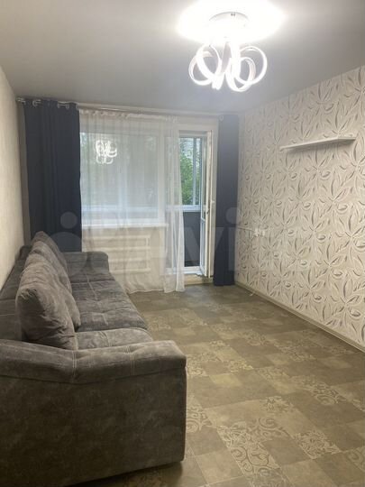 2-к. квартира, 47 м², 1/5 эт.