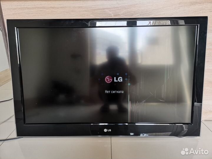 Телевизор LG 42LH5000 (Разбор)(По запчастям)