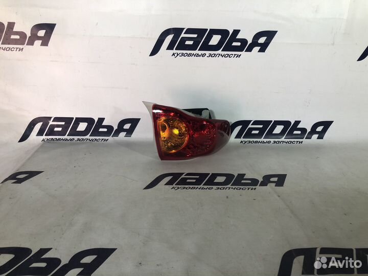 Фонарь Toyota Corolla 10 E150 (2007-2010) внешний