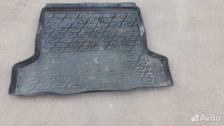 Автомобильные коврики резиновые