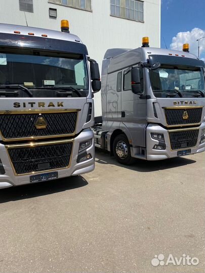 Водитель самосвала