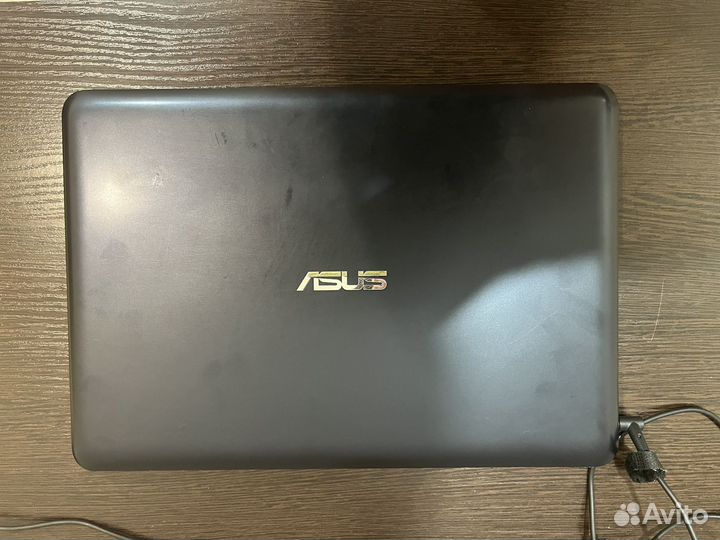 Ноутбук asus