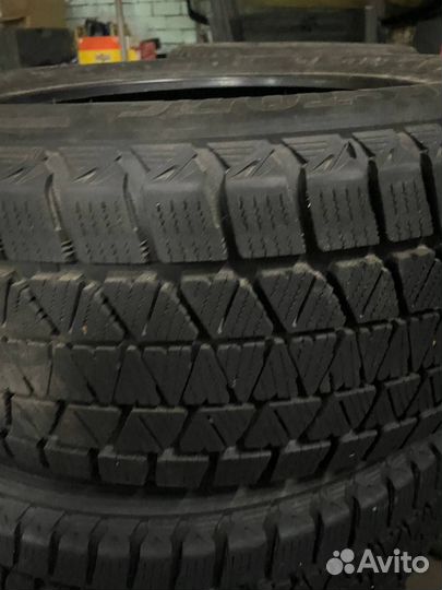 Bridgestone Blizzak DM-V3 235/55 R19