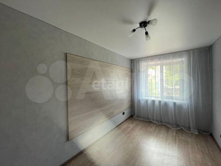 2-к. квартира, 48 м², 2/5 эт.