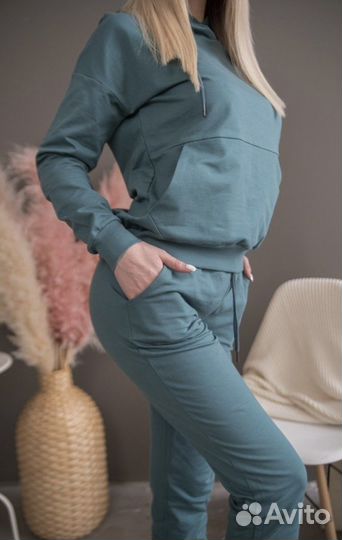 Костюм спортивный женский