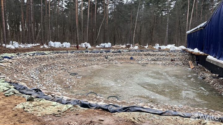 Природный камень валун кора дерева