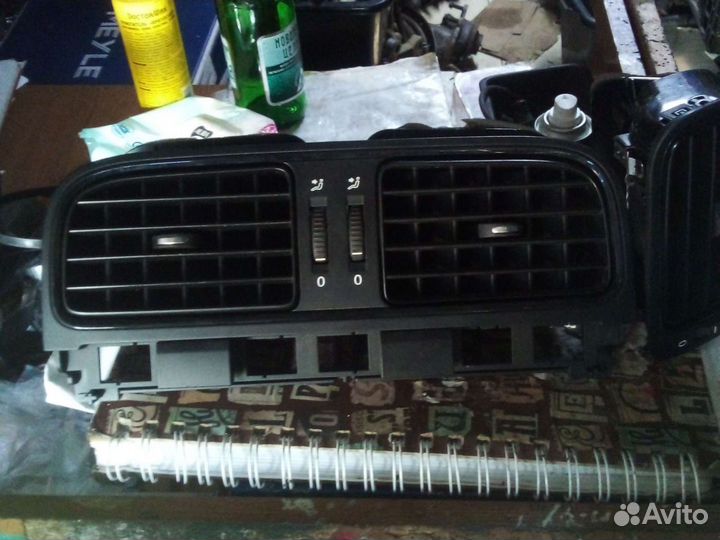 Volkswagen polo 2014г дефлектор обдува салона