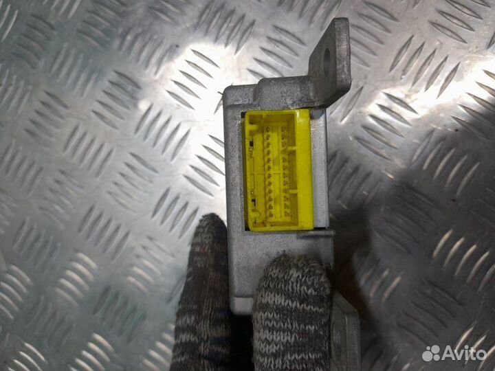 Блок управления Airbag SRS Nissan Almera N15