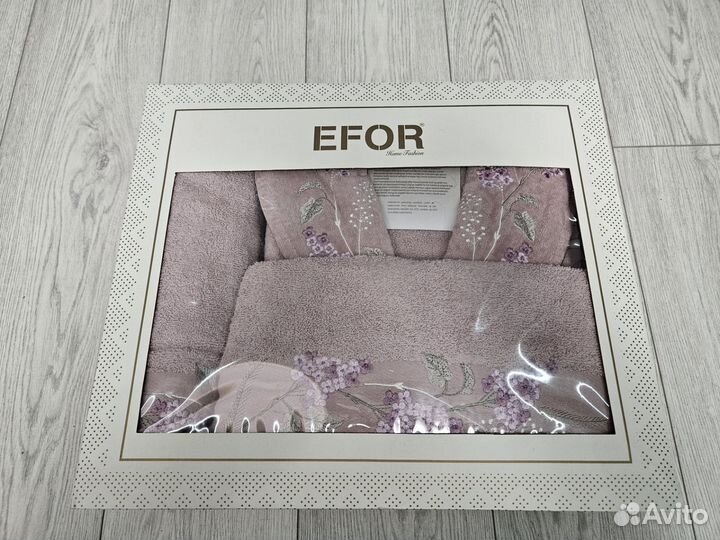 Набор с халатом и полотенцами