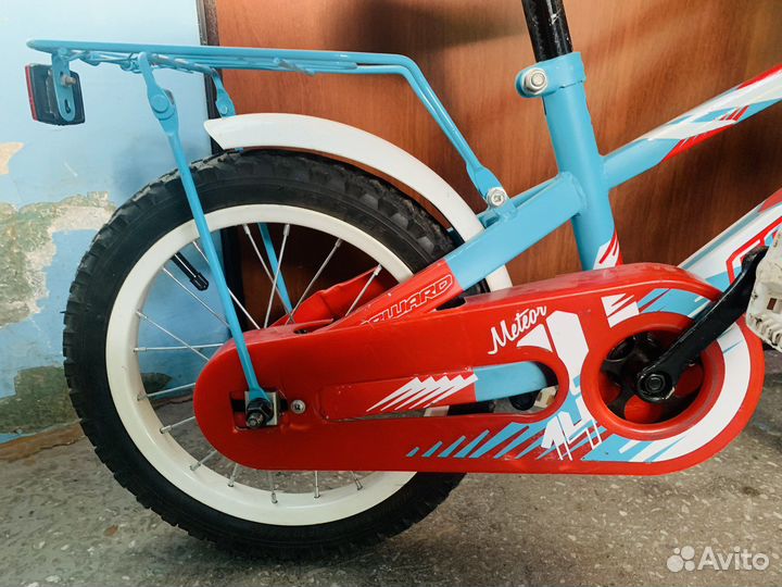 Детский велосипед с родительской ручкой