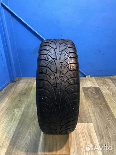 Hankook Winter I'Pike W409 215/55 R17
