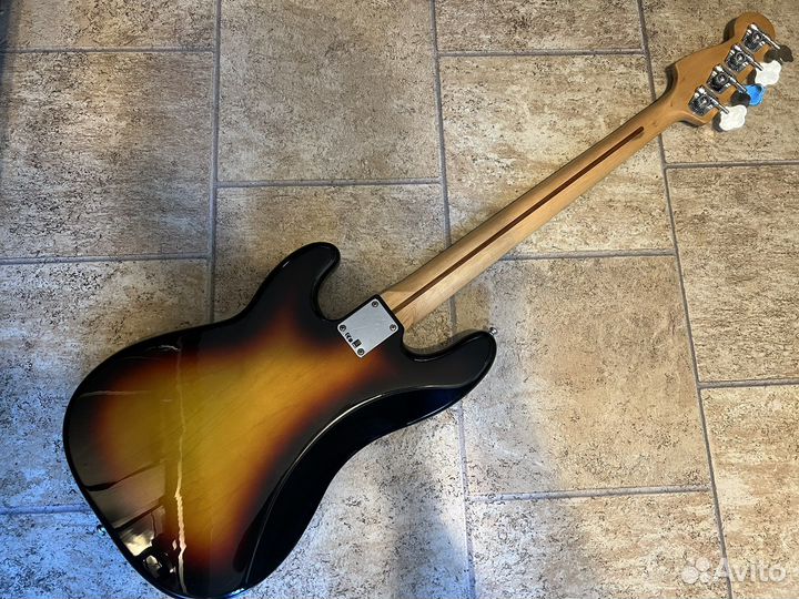 Бас гитара Fender Standard Precision Bass 2007