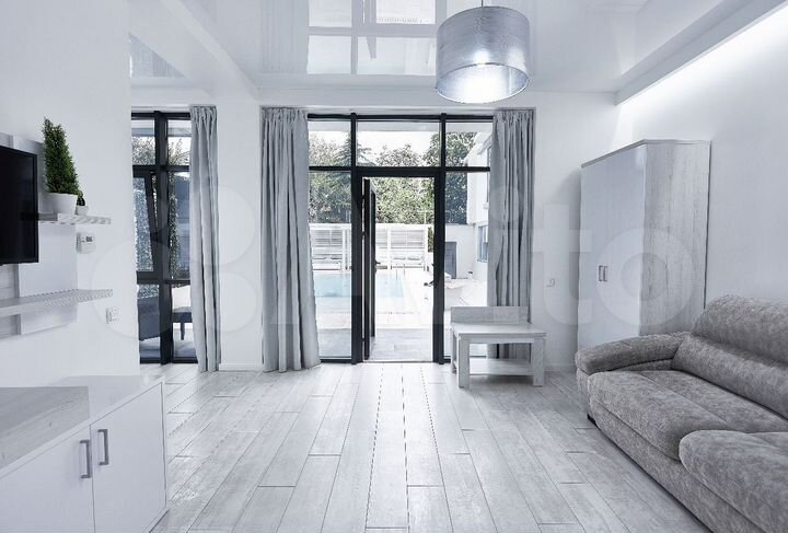 Квартира-студия, 35 м², 1/3 эт.