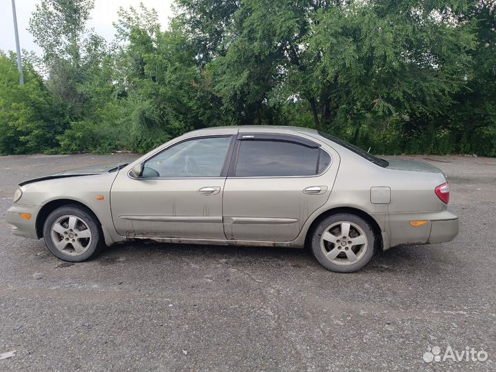 Nissan Cefiro 2.0 AT, 2001, битый, 328 000 км