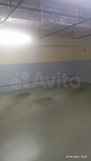 Машиноместо, 11 м²