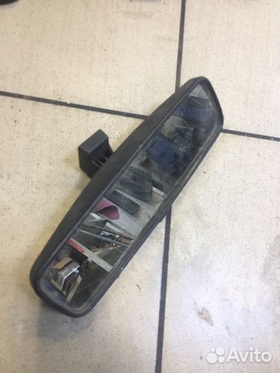Зеркало салона Renault Logan