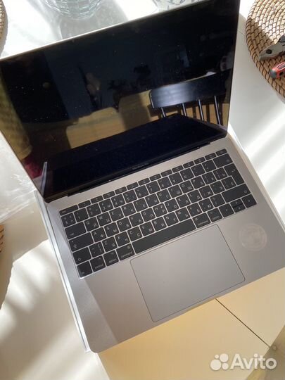 Macbook pro 13 2017, A1708