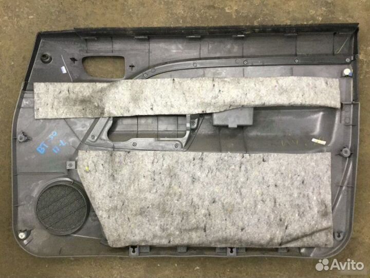 Обшивка двери передней левой Ford Ranger 2006-2012