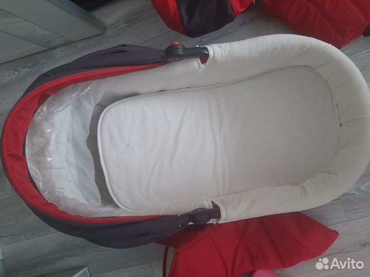 Коляска 3 в1 zippy