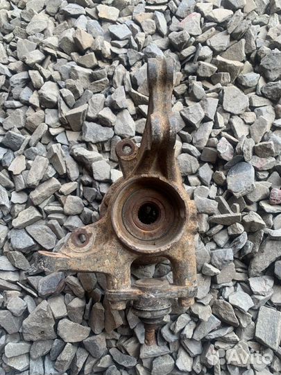 Кулак поворотный передний левый Hyundai Elantra HD